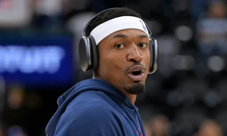 Bradley Beal Booed by Phoenix Fans in Return Against Clippers