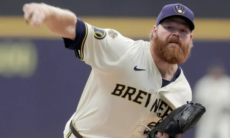 Brandon Woodruff accepts qualifying offer, becoming highest-paid Brewers pitcher in a single season