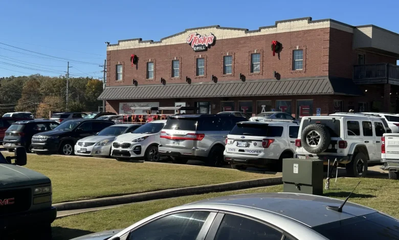 Breakfast business brisk ahead of 11am kickoff
