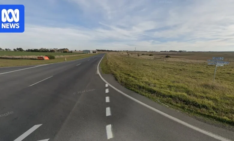 Breaking: One adult, two children dead in crash near Ballarat