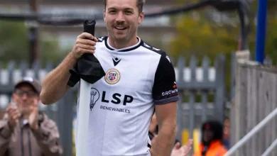 Bromley FC take part in Movember