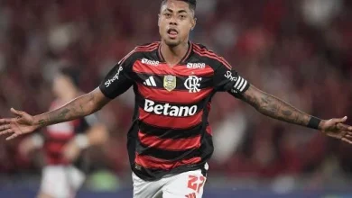 Bruno Henrique faz dois, Flamengo bate Sport e dorme na ponta do Brasileiro