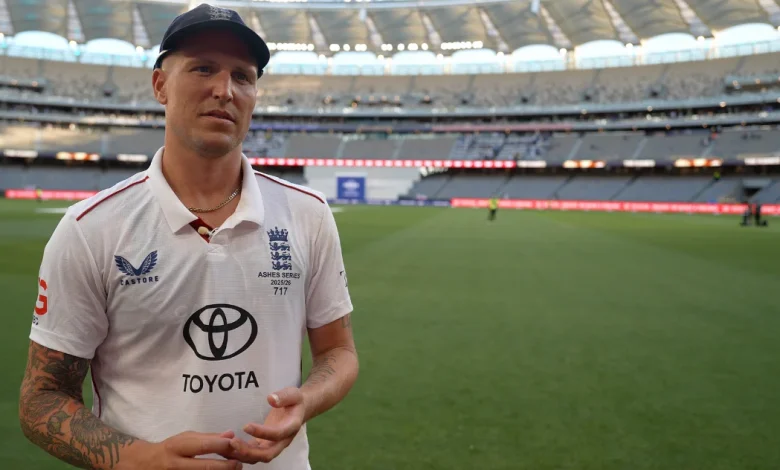 Brydon Carse on a ridiculous opening day of Ashes cricket in Perth