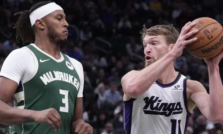 Bucks center Myles Turner gets 1st glimpse at visiting locker room in his return to Indianapolis