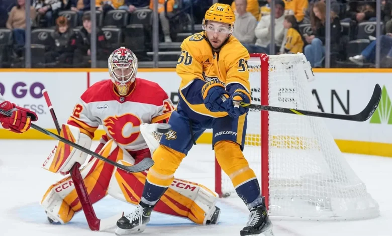 Bunting gets 3 points in 1st, Predators hold off Flames to end skid at 3