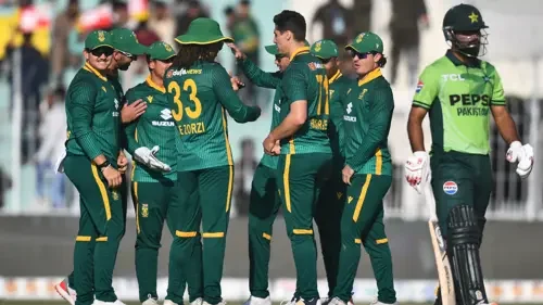 Burger’s firepower jolts Pakistan before late recovery
