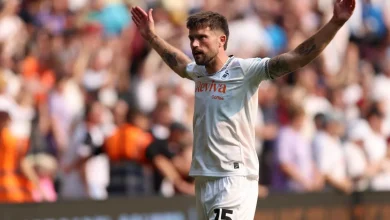 Burgess Leaves Portman Road for Swansea After Successful Stint