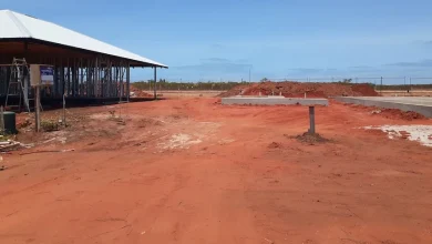Buyers camp out to secure blocks of land in Broome