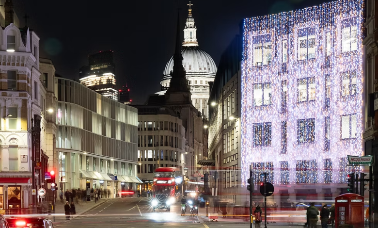 CHRISTMAS MAGIC RETURNS TO FLEET STREET QUARTER THIS YEAR