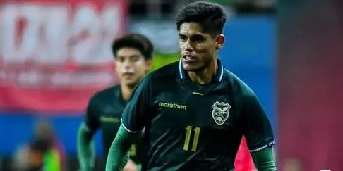 “Cada uno trabaja al máximo”: Nava busca la titularidad ante Japón