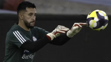 Camilo Vargas voló de palo a palo y salvó a Colombia contra Australia; espectacular atajada