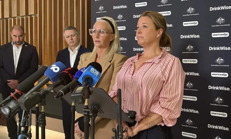 Campaign targets schoolies over alcohol dangers while overseas