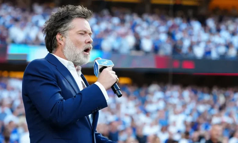 Canadian Singer Makes 1 Subtle Change To National Anthem To Protest Trump