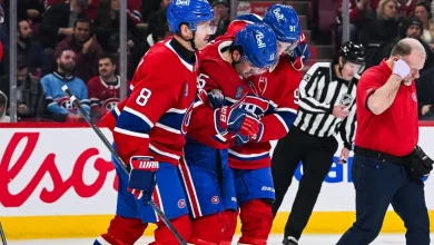 Canadiens Alex Newhook leaves game against Stars with injury