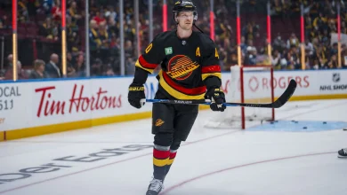 Canucks News & Rumours: Pettersson Steps Up, Tocchet Under Fire, and Medvedev Rising