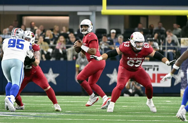 Cardinals stun Cowboys to end five-game losing streak