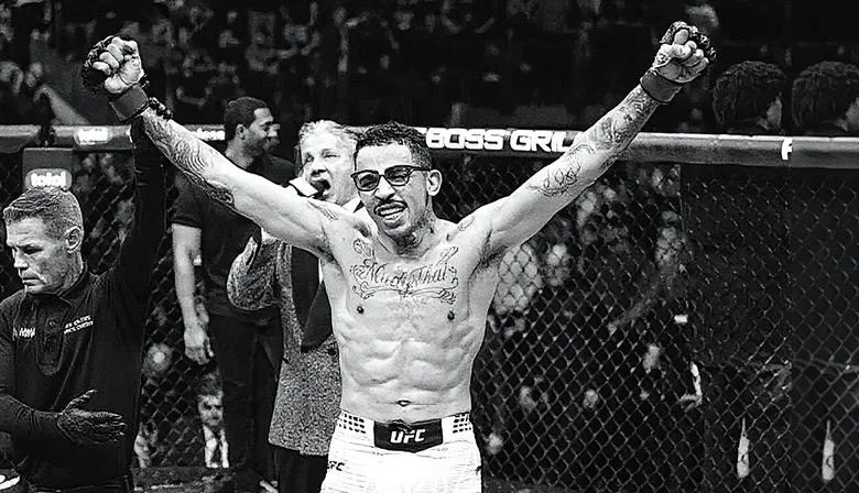 Carlos Prates recebe bônus de performance da noite no UFC 322