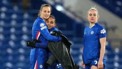 Carpenter strikes for Chelsea but Barca hold on for draw in Champions League