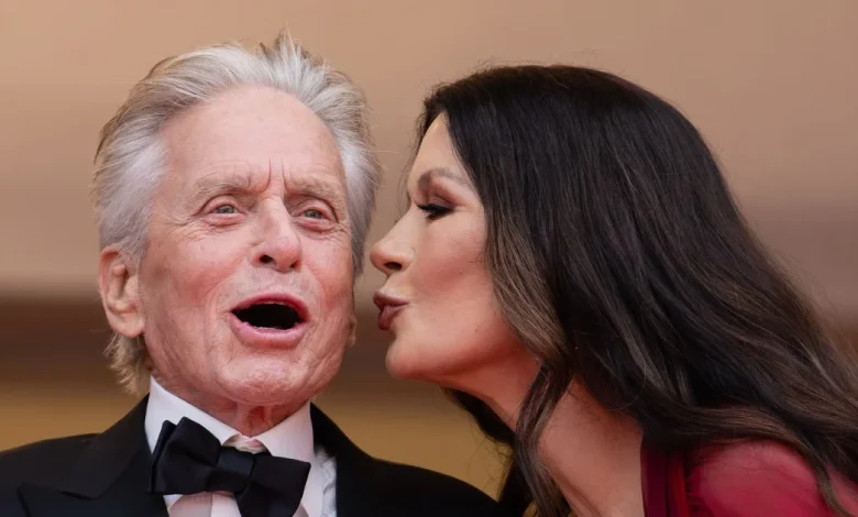 Catherine Zeta-Jones and Michael Douglas Celebrate 25th Wedding Anniversary