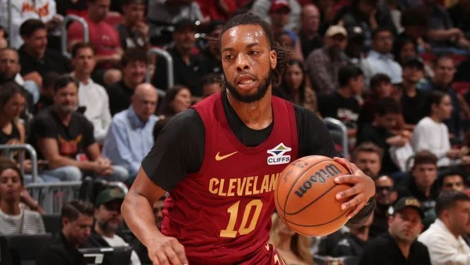 Cavaliers' Garland exits vs. Heat with toe injury