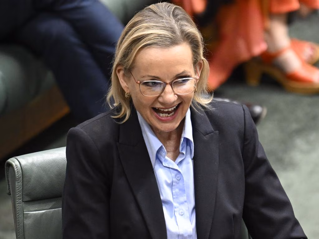 Chalmers coy on public service job cuts; Farmers to fight Narrabri