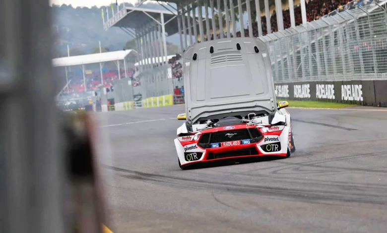 Chaotic end to Adelaide qualifying delivers Feeney, Mostert front row