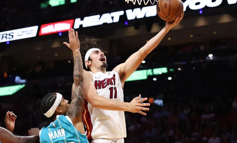 Charlotte Hornets vs Miami Heat Odds, Spread, and Totals