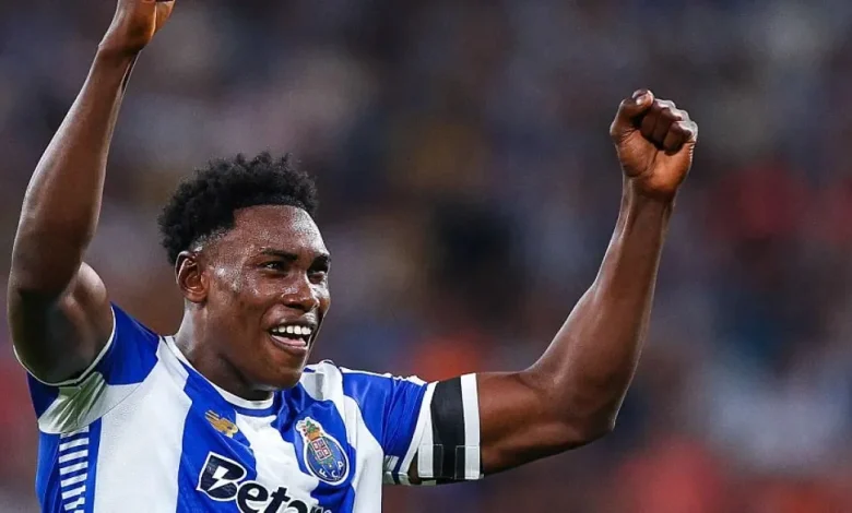 Chelsea and Spurs learn asking price for Porto striker Samu Aghehowa