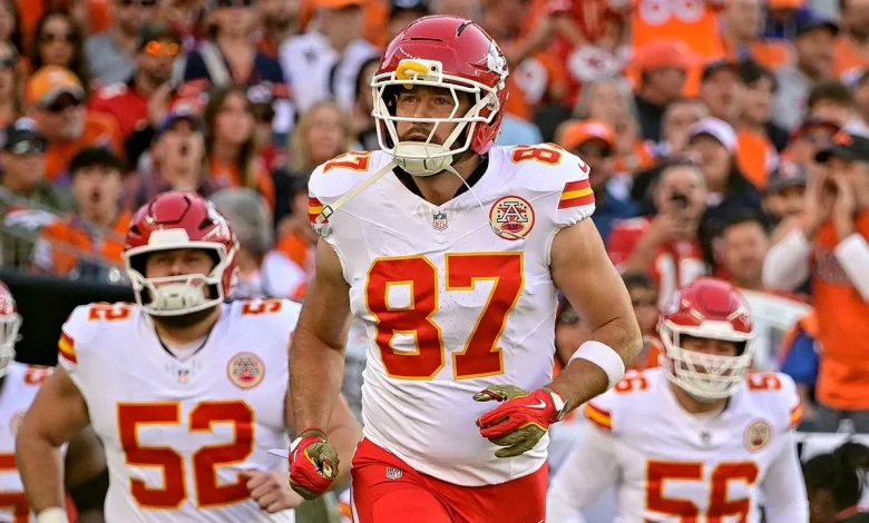 Chiefs' Travis Kelce has words with Broncos defender during pivotal divisional matchup