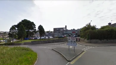 Children told to stay inside school building after reported threat