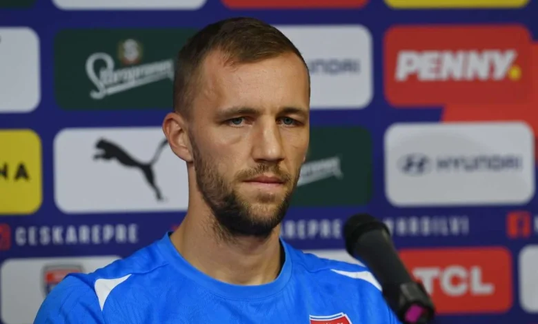 Clash with fans sees Soucek stripped of Czech Republic captaincy & squad denied bonuses