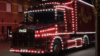 Coca-Cola Christmas Truck Tour rolls into Inglewood Dec. 4 | 2 Urban Girls - Urban News, Politics, Theatre & More
