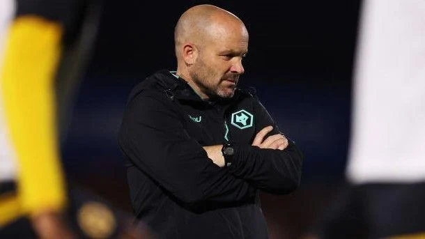 Collins on injuries, Pereira and 'unbelievably receptive' players