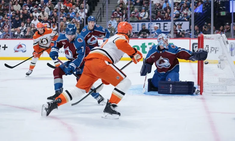 Colorado Avalanche netminder throwing his hat in Vezina conversation