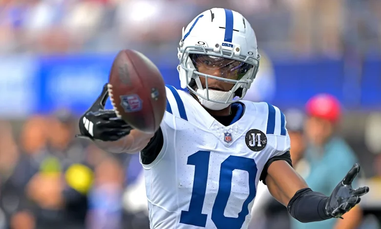 Colts Stun by Trading AD Mitchell to Jets After Lackluster Run