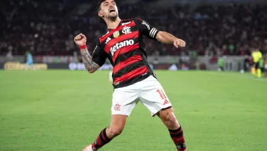 Comemoração de Arrascaeta em Flamengo x Bragantino viraliza: 'Gênio'