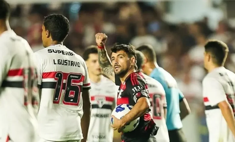 Comentarista da Globo discorda de pênalti marcado em São Paulo x Flamengo