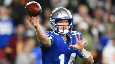 Commanders vs. Seahawks live updates: Seattle leads Washington 38-7 in fourth quarter of 'Sunday Night Football'