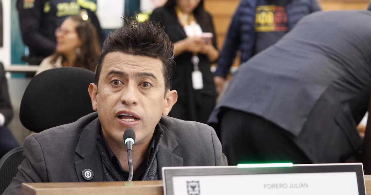 Concejal Fuchi convocó a reunión del gremio motero: uno de los puntos a tratar será recolección de firmas para la revocatoria del alcalde Galán