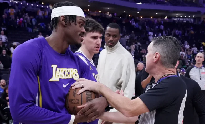Confusion ensues after Lakers rookie Adou Thiero tries to leave with game ball. Giannis steps in