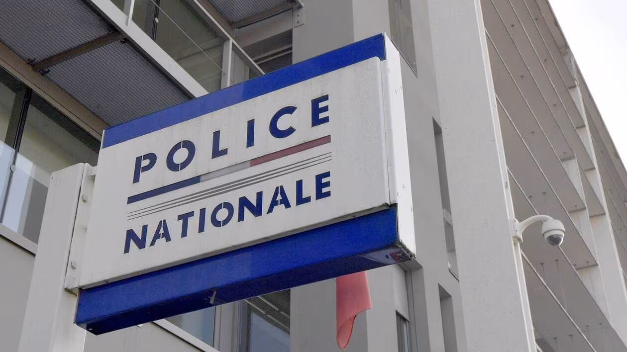 Convoqué par les policiers, il se rend au commissariat avec un vélo volé dans le Var