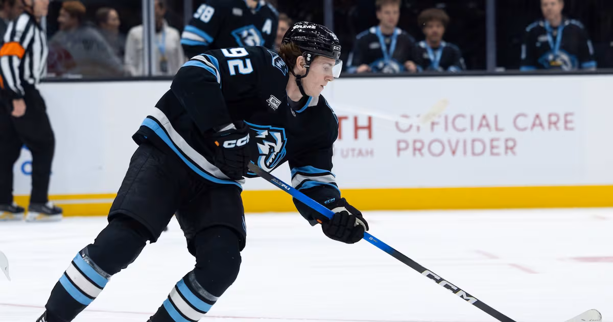 Cooley scores four straight goals in five-point night; Mammoth beat VGK