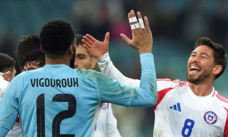 Córdova prepara grandes novedades en la probable formación de Chile contra Perú