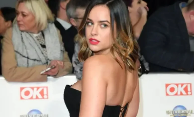 Corrie star appears to take a swipe at ex husband with song about CHEATING