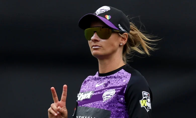 'Couldn't see the score': Wyatt-Hodge backs instincts as records tumble