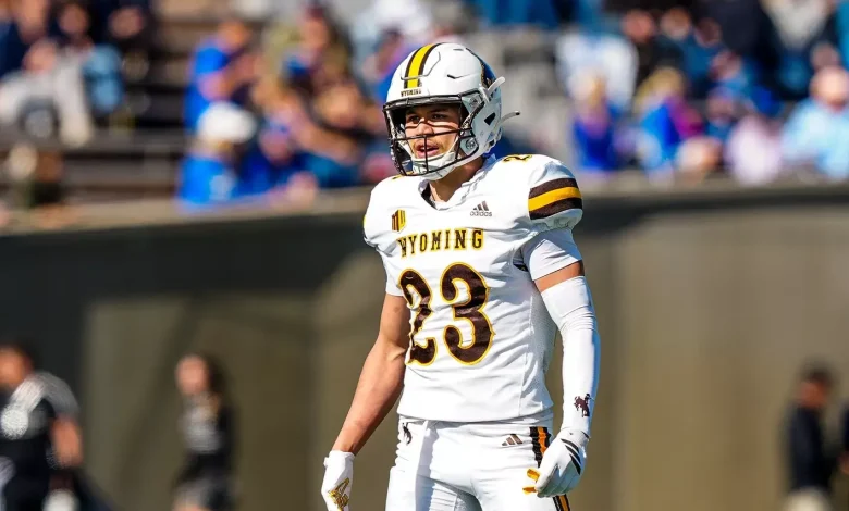 Cowboys Head to Fresno State for Showdown with Bulldogs