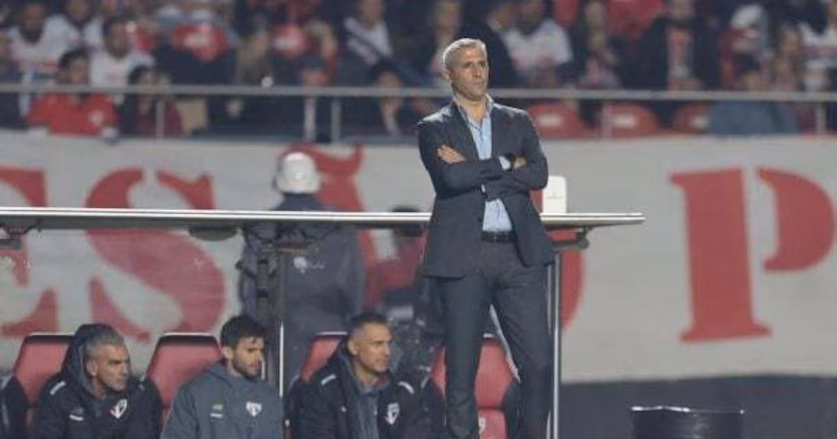 Crespo chega ao 14º clássico pelo São Paulo e está invicto contra o Corinthians