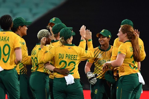 Cricket World Cup Final | Fans rally behind Proteas women