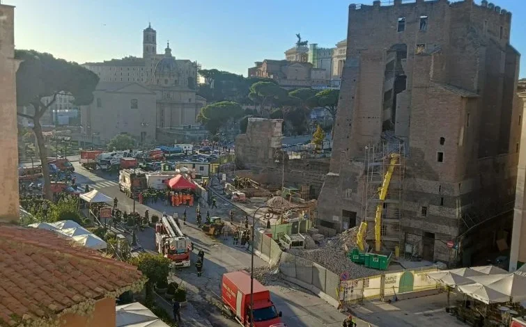 Crolla la Torre dei Conti a Roma: un operaio disperso, indagini sulle cause. Stasolla: “Una ferita nella memoria medievale della città”