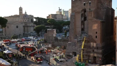 Crollo parziale di una torre medievale a Roma